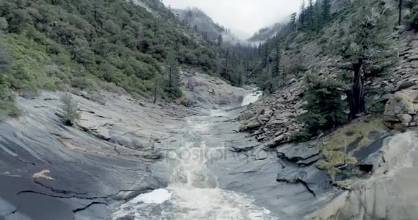 Rocce Della Cattedrale Volo Sopra Cascata Parco Nazionale Sequoia Nov — Video Stock