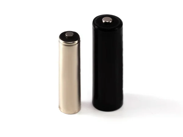 Дві Батареї Вертикально Чорні Срібні Ізольовані — стокове фото