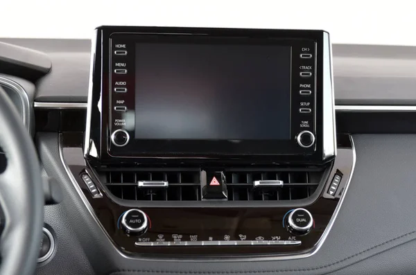 Screen multimedia system on dashboard in a modern car