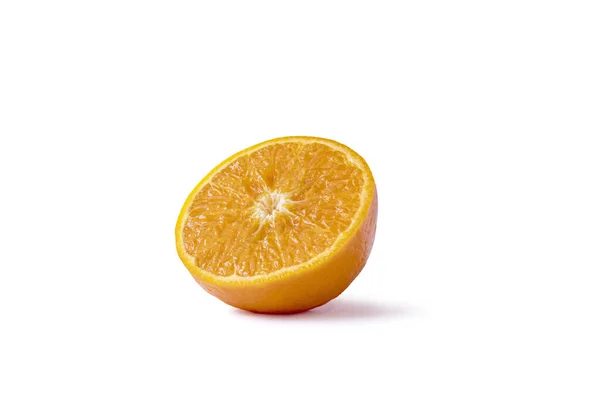 Orangefarbene Scheiben Isoliert Auf Weißem Hintergrund Mit Dem Schnittpfad — Stockfoto