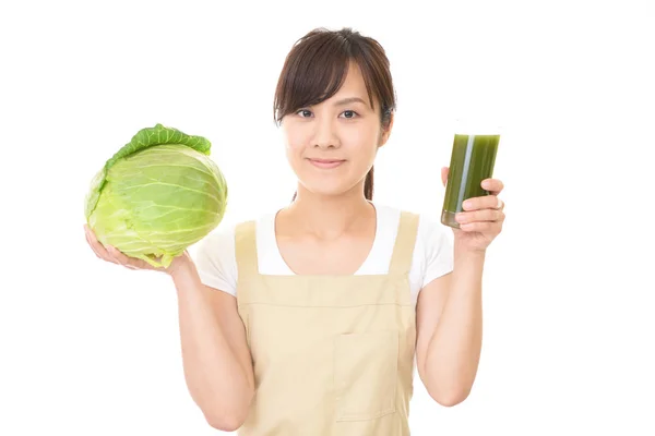 野菜を持つ女性 — ストック写真