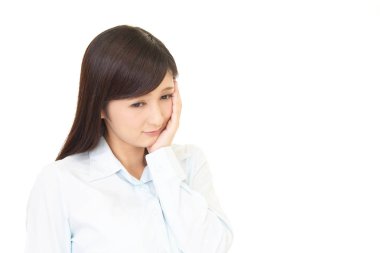 Huzursuz Asyalı kadın