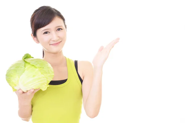 女性保持野菜 — ストック写真