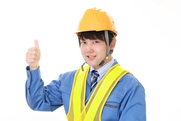 Smiling Asian worker — Stock Photo, Image