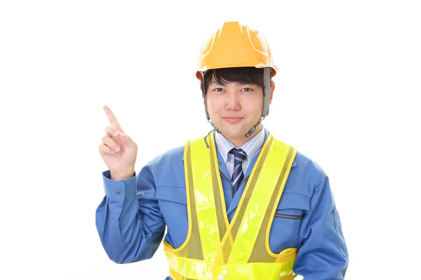 Lächelnder asiatischer Arbeiter — Stockfoto