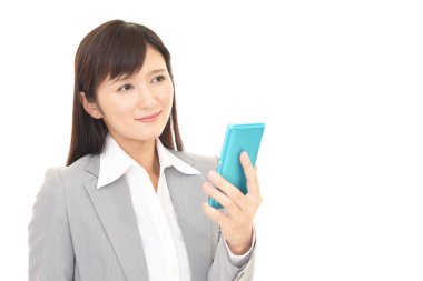 iş kadını ile akıllı telefon