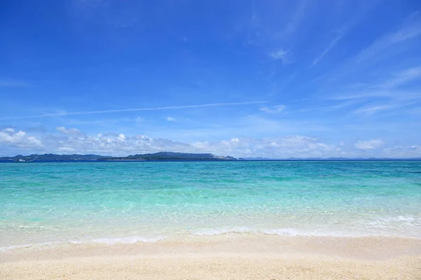 Bella spiaggia a Okinawa — Foto Stock