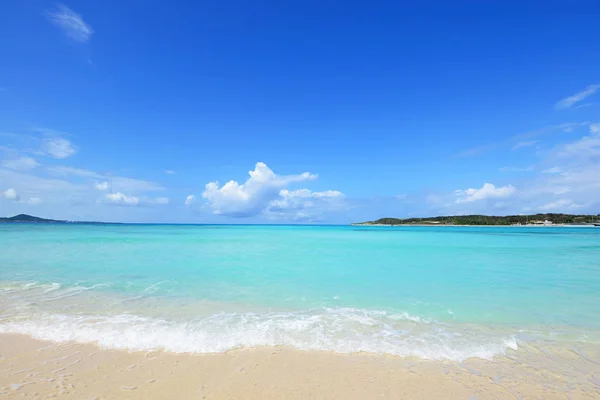 Okinawa güzel bir plaj
