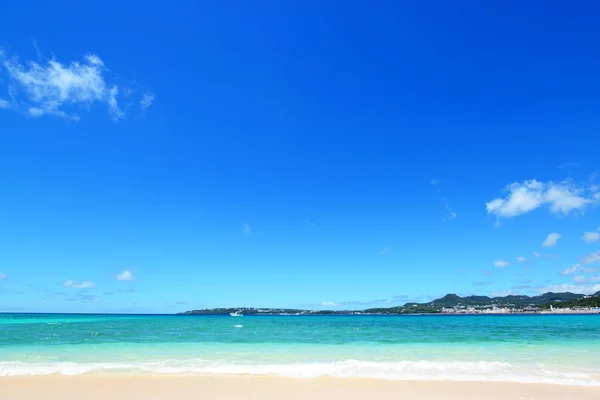 Belle plage à Okinawa — Photo