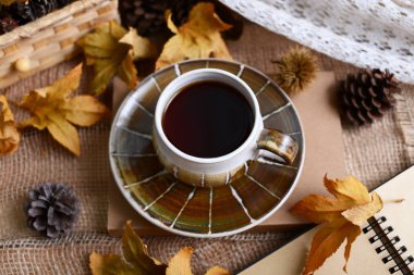 Masada nefis kahve var.