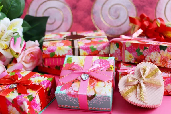 Luxury gift boxes with ribbon — Stock Photo, Image