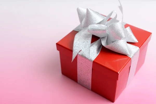 Cajas de regalo de lujo con cinta — Foto de Stock