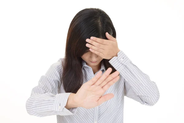 Mujer joven y paparazzi — Foto de Stock