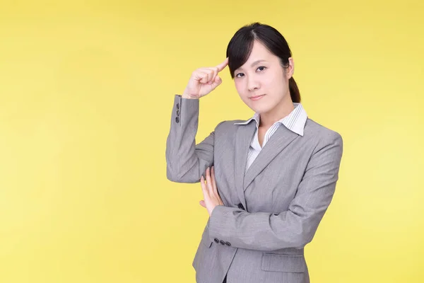不安なアジア ビジネスの女性 — ストック写真