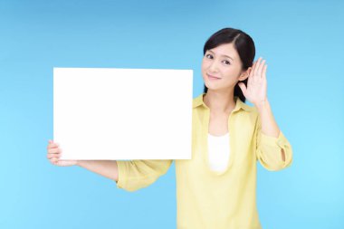 bir beyaz tahta kadınla