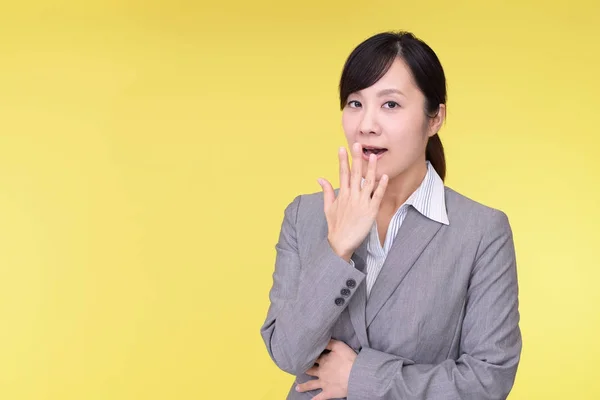Surpris asiatique femme d'affaires — Photo