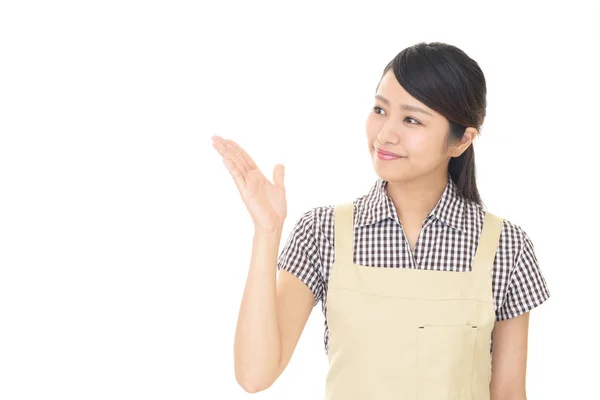 Lachende vrouw in schort — Stockfoto