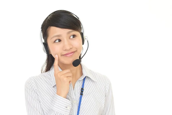 Operador de call center sorridente — Fotografia de Stock