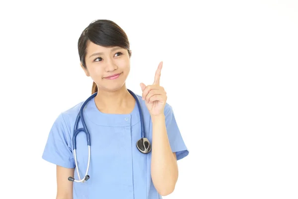 Sorrindo asiático médico — Fotografia de Stock