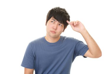 Huzursuz görünen adam portresi