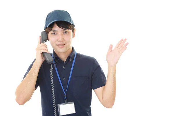 Souriant Asiatique Travailleur Avec Téléphone — Photo