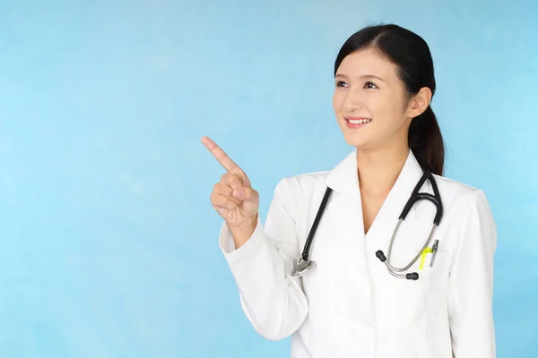 Smiling Asian Medical Doctor — Stock Photo, Image