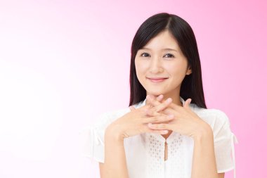 Rahat, güzel genç bayan..