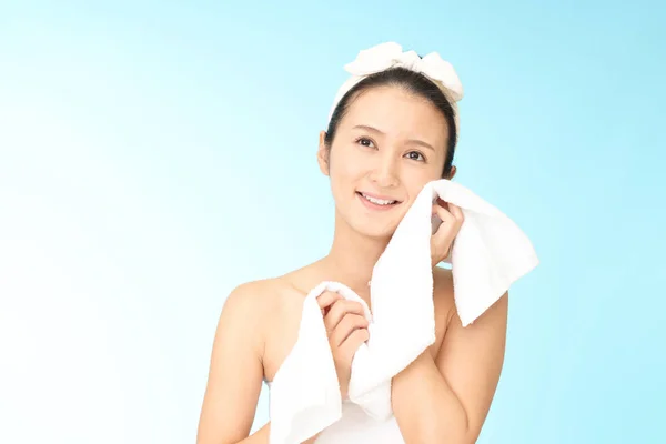 Portrait Beautiful Woman Cotton Towel — Stock Photo, Image