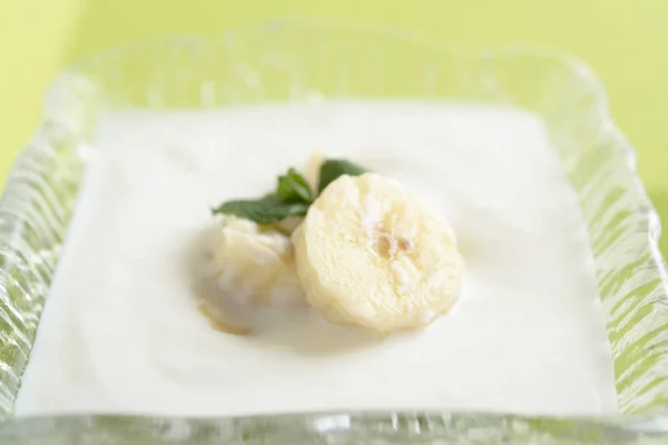 Gesunder Und Köstlicher Weißer Joghurt — Stockfoto