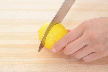 Pişirme hoşlanan kadın