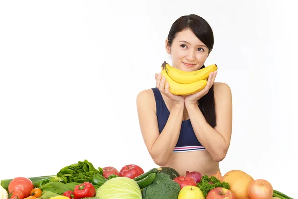 Mujer Sonriente Con Frutas Verduras — Foto de Stock