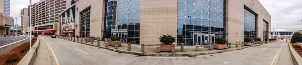 Ατλάντα, Ga, ΗΠΑ, 4 Μαρτίου 2014 - πανοραμική θέα στο κέντρο του Cnn και Philips Arena στις 4 Μαρτίου 2014 στην Ατλάντα, Ga, Ηνωμένες Πολιτείες — Φωτογραφία Αρχείου