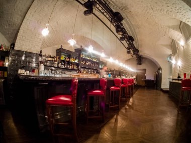 Moskova, Rusya - 31 Mayıs 2017: Bar, lüks Restoran Aragvi, Moskova, Rusya üzerinde 31 Mayıs 2017. Restoran 1930 yılında SSCB Nkvd bakan Lavrenti Beria tarafından kurulmuştur. Şimdi 9 salonları