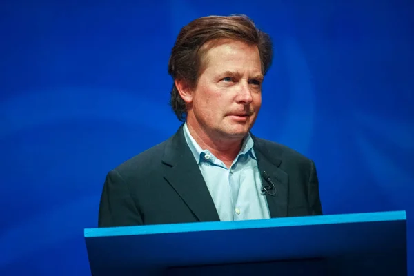 ORLANDO, FLORIDA - JANUARY 16, 2012: Actor Michael J. Fox delivers an address to IBM Lotusphere 2012 conference on January 16, 2012. He tells how social networks help him fight his Parkinson disease — Stock Photo, Image