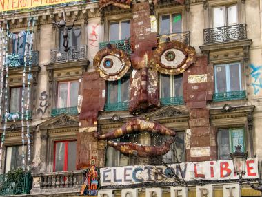 Paris, Fransa-Mayıs 29, 2006:59 Rivoli toplu stüdyo alanı ve kalıcı ve geçici ikamet sanatçılar için sergi merkezi Mayıs 29, 2006 yılında Paris, Fransa.