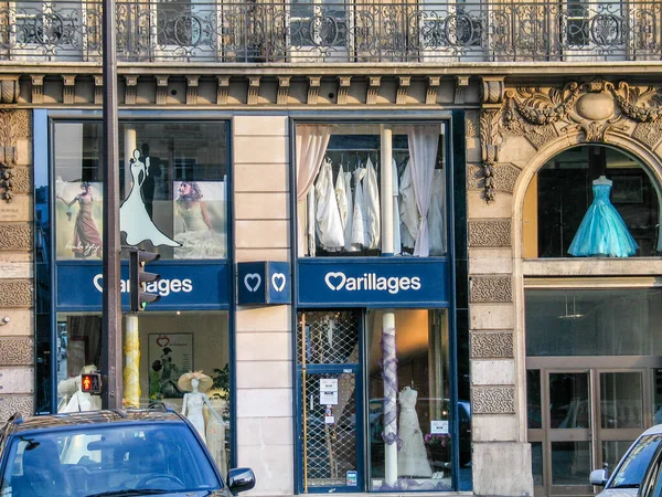 Paris Frankreich Juli 2006 Schaufenster Des Brautkleidergeschäfts Marillages Einem Gebäude — Stockfoto