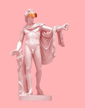 Pembe arka planda altın sanal gerçeklik gözlüklü 3D model Apollo. Sanat ve Sanal Gerçeklik kavramı.