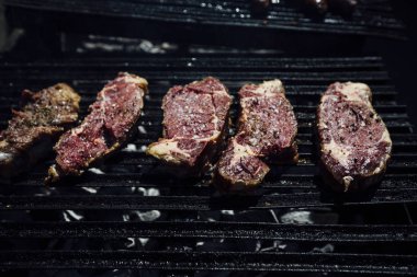 Kırmızı Et Hazırlama. 