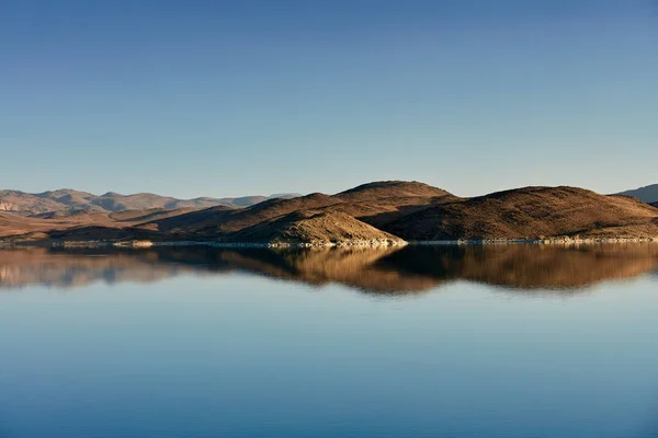 Umělé jezero Al-Mansur az-Zahabi, jižně od Maroka — Stock fotografie zdarma