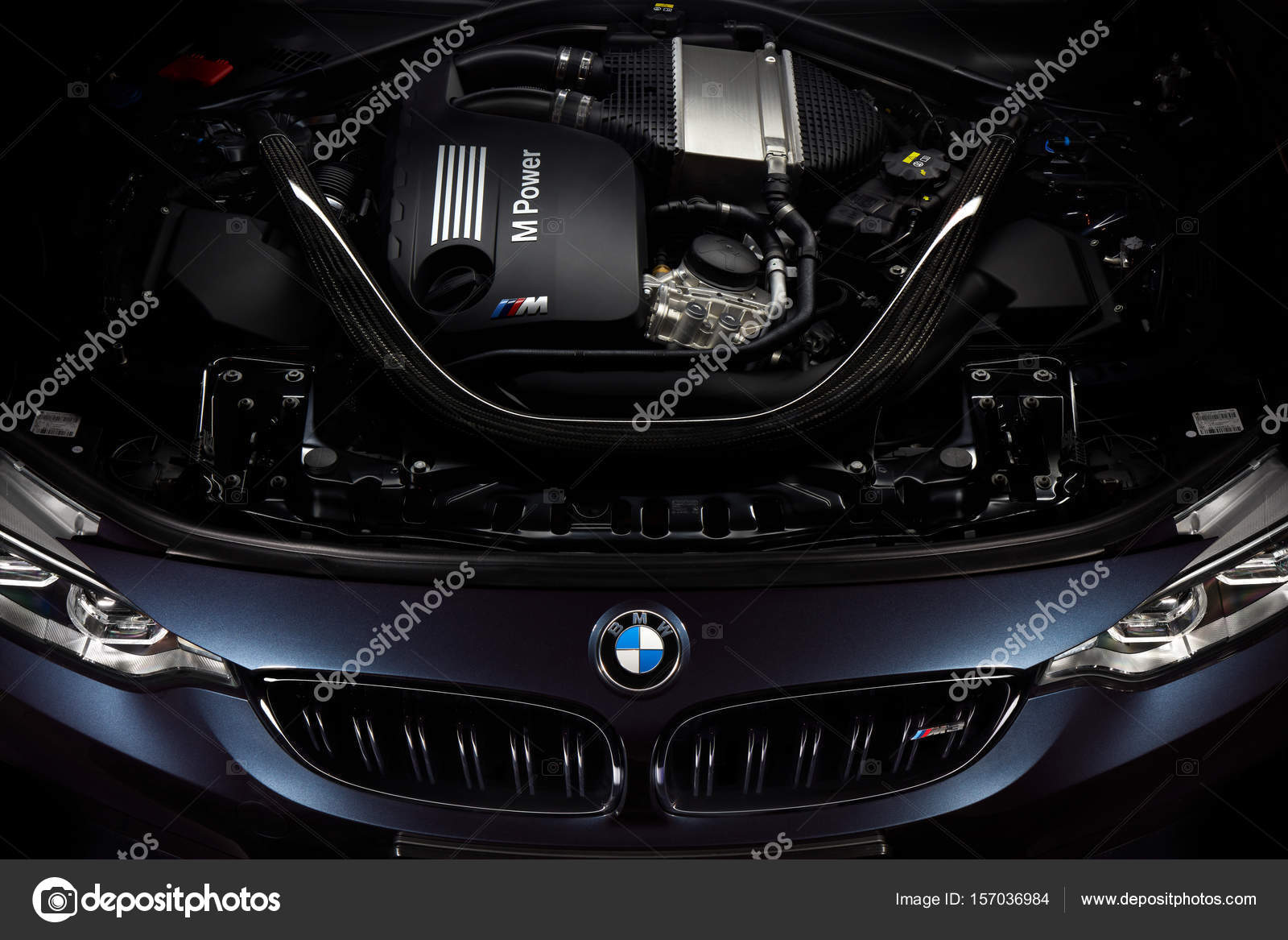 Engine of BMW M3 30 Jahre Edition - Limited edition 500 car, Kat ...