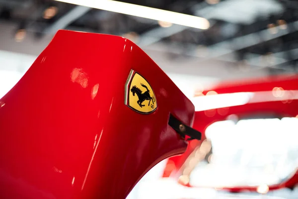 Katowice / Polonia - 03.23.2019: Ferrari F40 dopo il rif. — Foto Stock