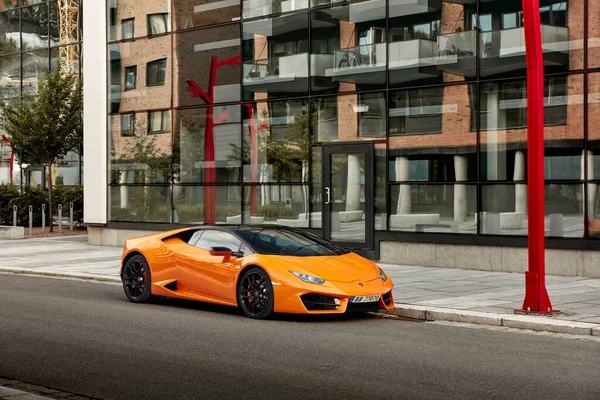 Oslo Norvegia 2016 Lamborghini Huracan Fronte Edificio Oslo — Foto Stock