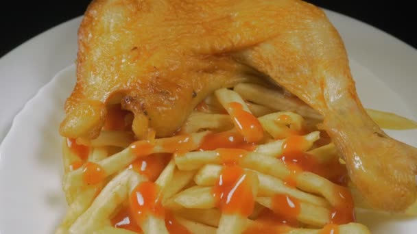 Frango Frito Com Batatas Ketchup — Vídeo de Stock