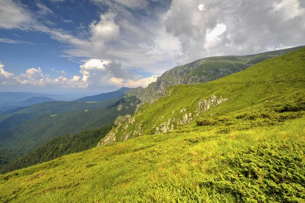 Beautiful mountain landscape — Stock Photo, Image