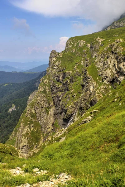 Bela paisagem montanhosa — Fotografia de Stock