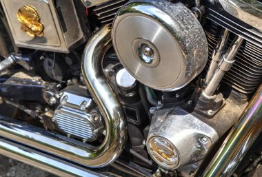 parlak motosiklet motoru