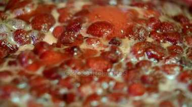 Yemek lezzetli çilek reçeli