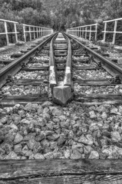 Demiryolu siyah beyaz