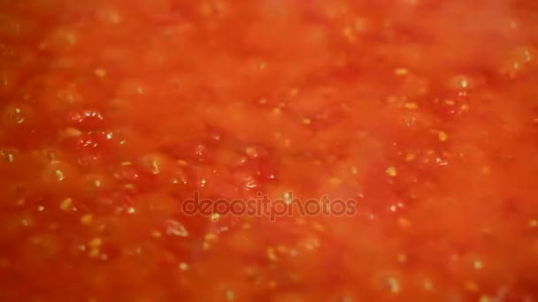 Cozinhar Delicioso Molho Tomate Close — Vídeo de Stock