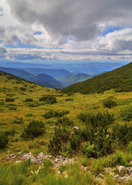 Yüksek dağ güzel manzara